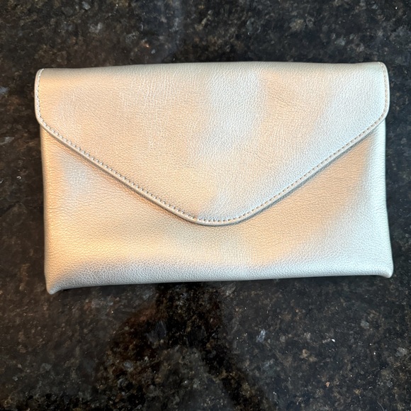 J. CREW Leather Envelope Convertible Clutch Purse with Chain Strap - Picture 2 of 10